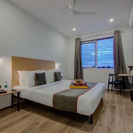 Super Townhouse Global Village Tech Park Near Kengeri Bus Terminal Metro Station Bangalore Luaran gambar