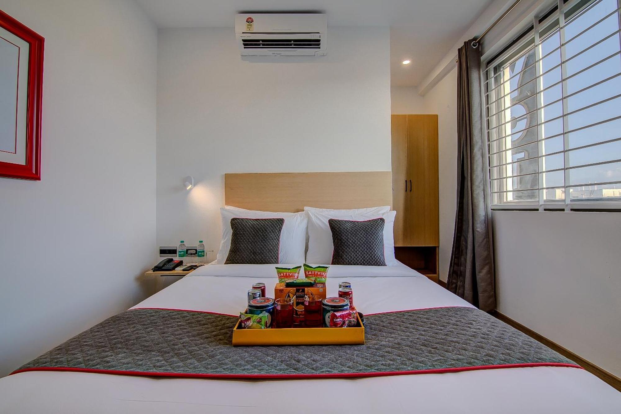 Super Townhouse Global Village Tech Park Near Kengeri Bus Terminal Metro Station Bangalore Luaran gambar