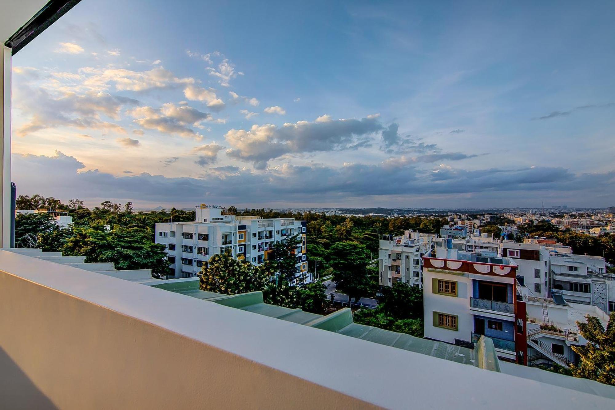 Super Townhouse Global Village Tech Park Near Kengeri Bus Terminal Metro Station Bangalore Luaran gambar